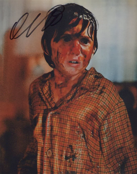 Oliver Robins autograph