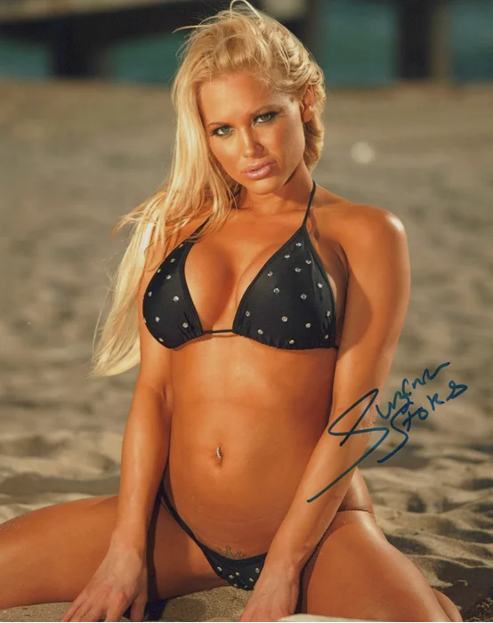 Suzanne Stokes autograph