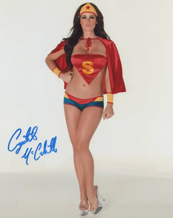 Crystal McCahill autograph