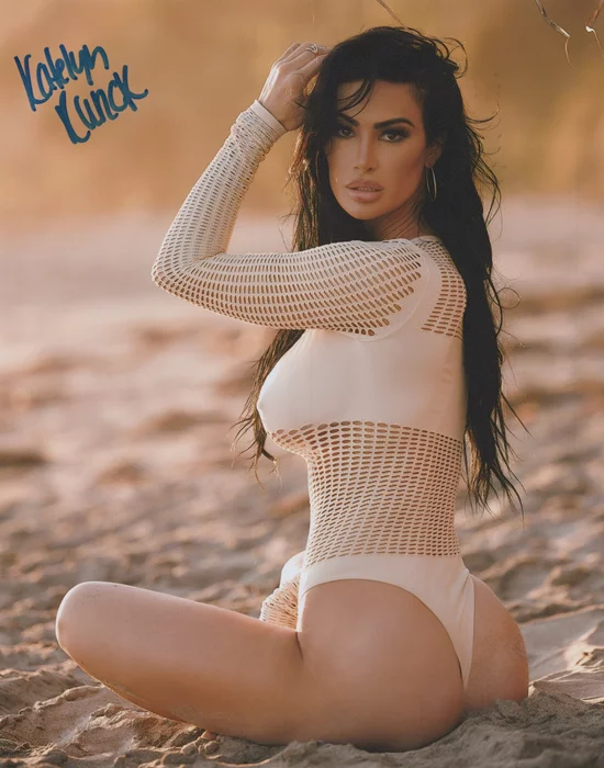 Katelyn Runck autograph