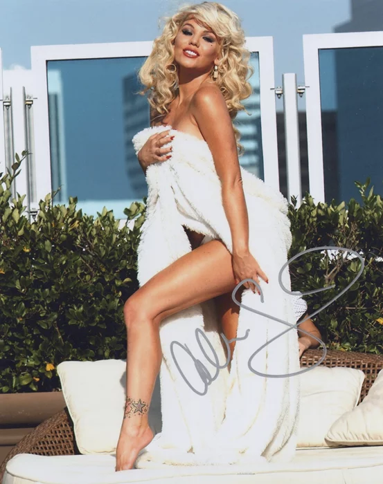 Colleen Shannon autograph