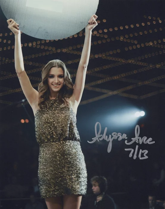 Alyssa Arce autograph
