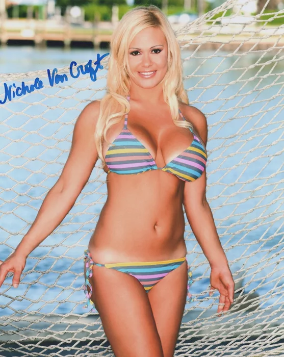 Nichole Van Croft autograph