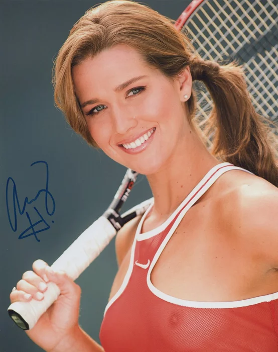 Ashley Harkleroad autograph