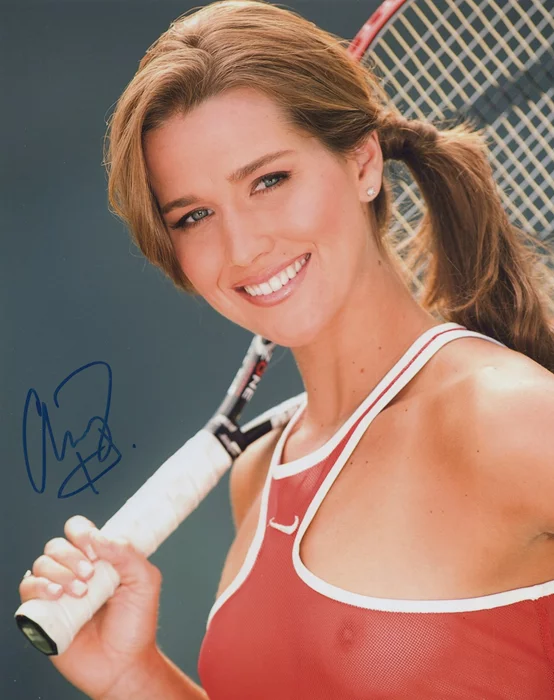 Ashley Harkleroad autograph