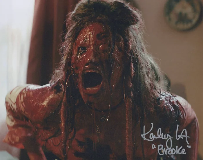 Kailey Hyman autograph