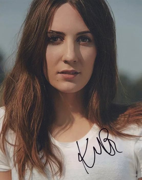 Kate Beecroft autograph