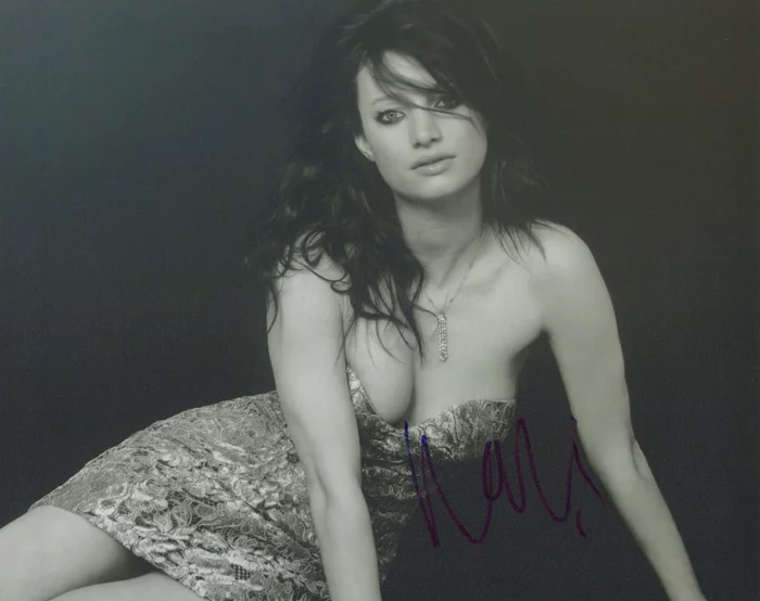 Laurence Leboeuf autograph