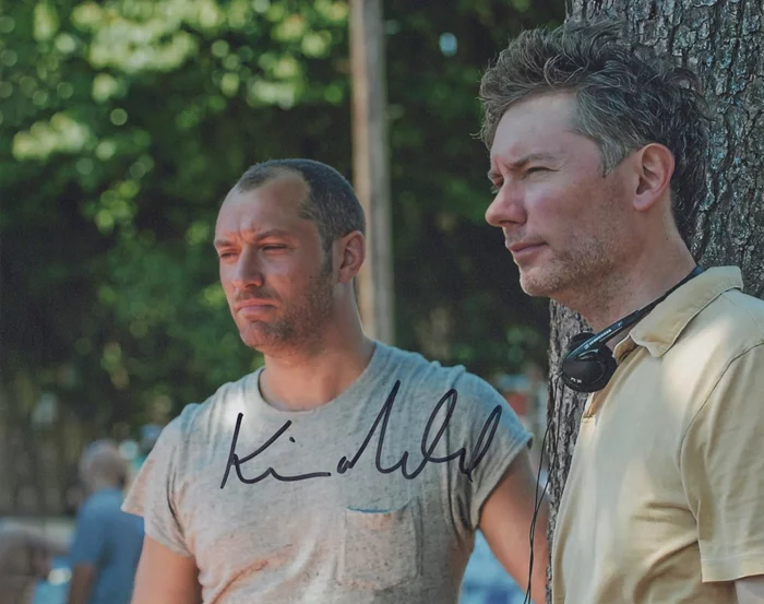 Kevin Macdonald autograph