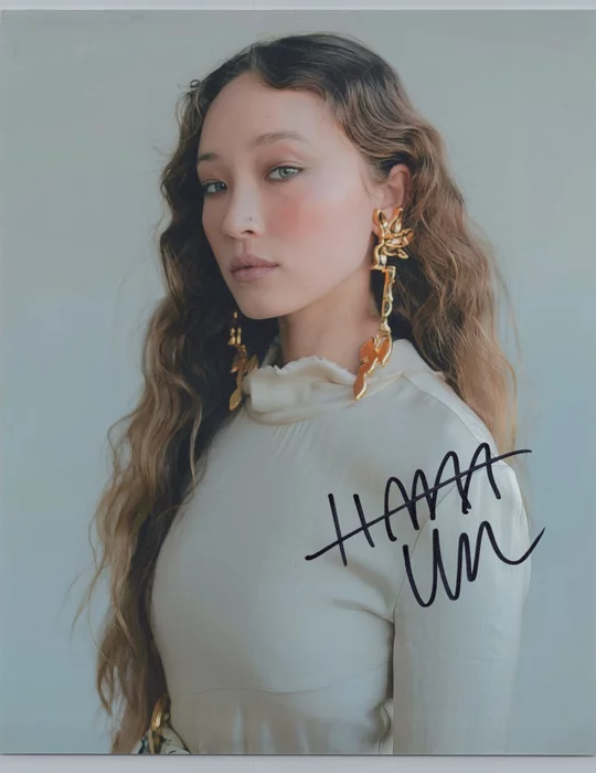 Havana Rose Liu autograph
