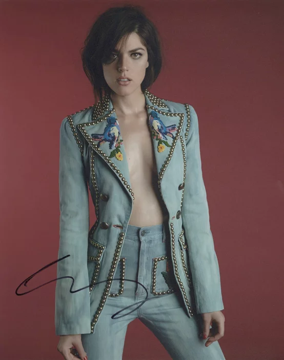 Callie Hernandez autograph