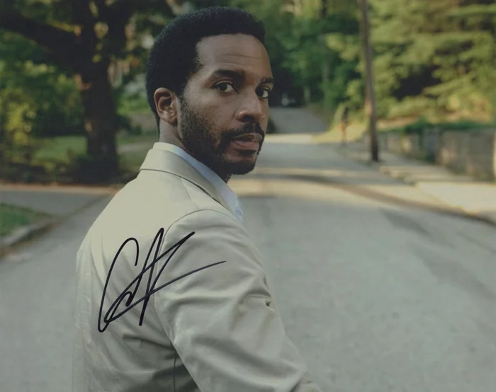 Andre Holland autograph