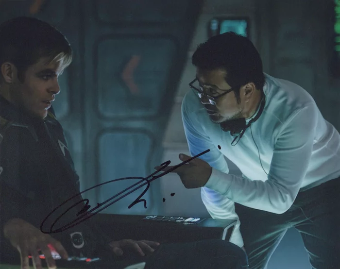 Justin Lin autograph