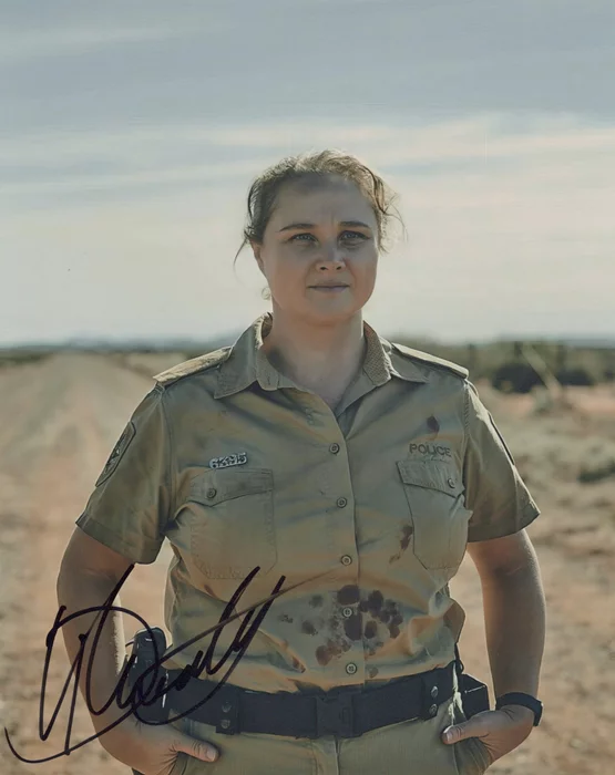 Danielle Macdonald autograph