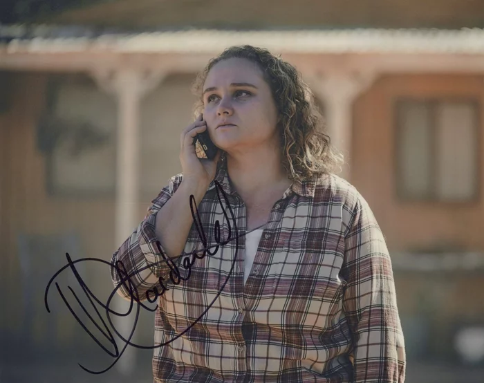 Danielle Macdonald autograph