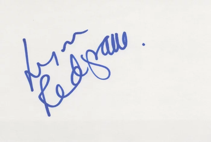 Lynn Redgrave autograph