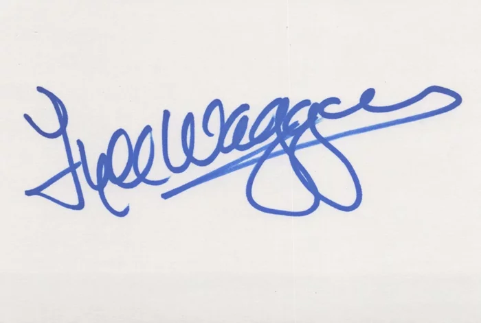 Lyle Waggoner autograph