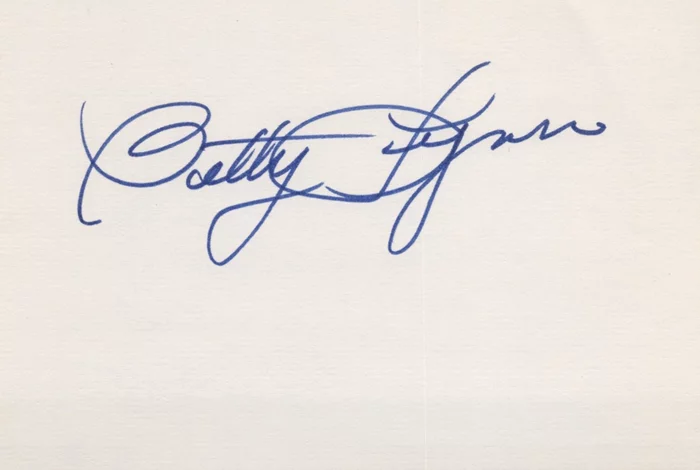Betty Lynn autograph
