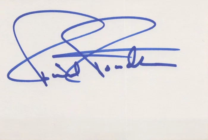 Richard Roundtree autograph