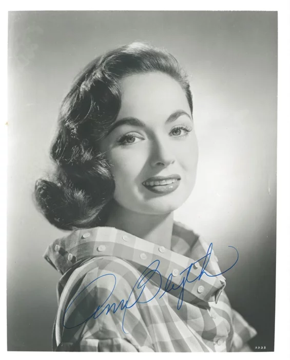 Ann Blyth autograph