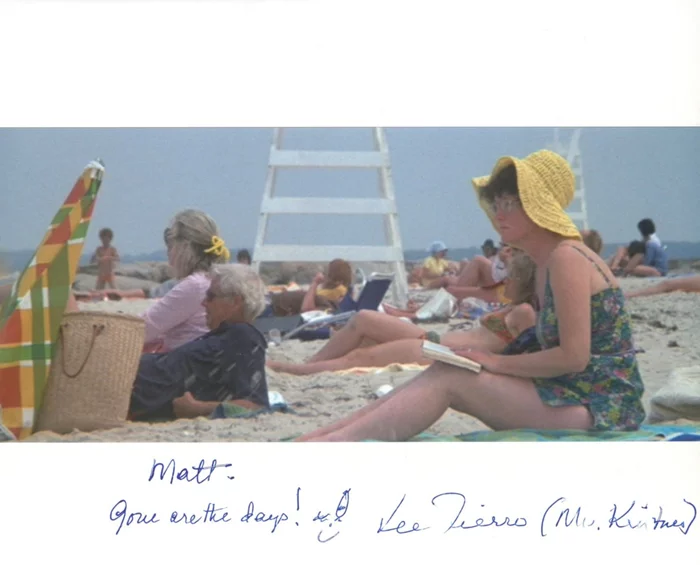 Lee Fierro autograph