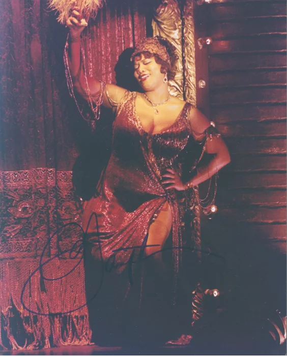 Queen Latifah autograph