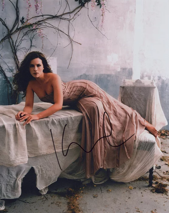 Kate Beckinsale autograph