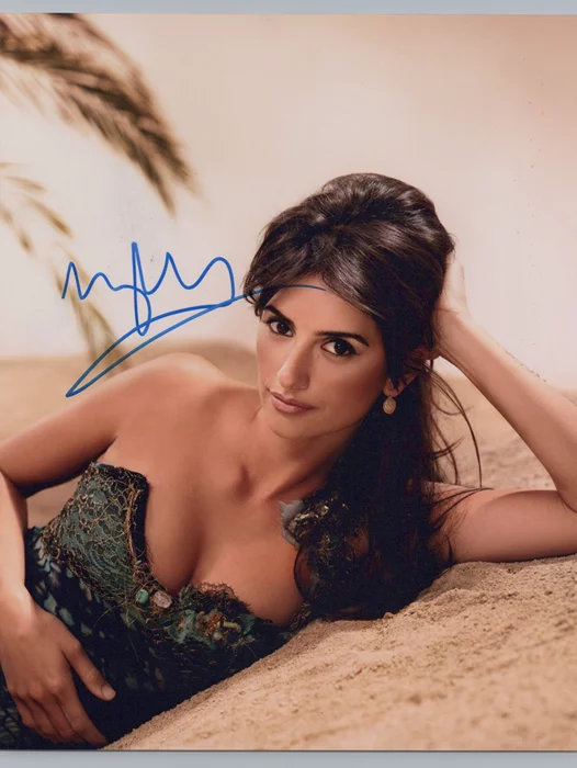 Penelope Cruz autograph