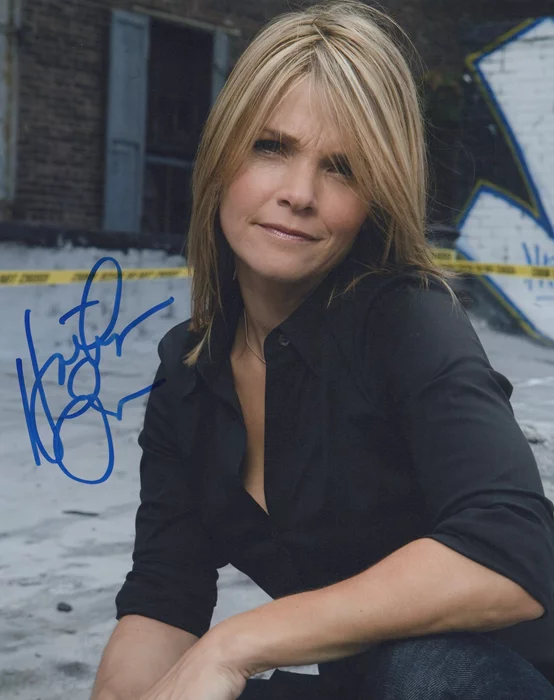 Kathryn Erbe autograph