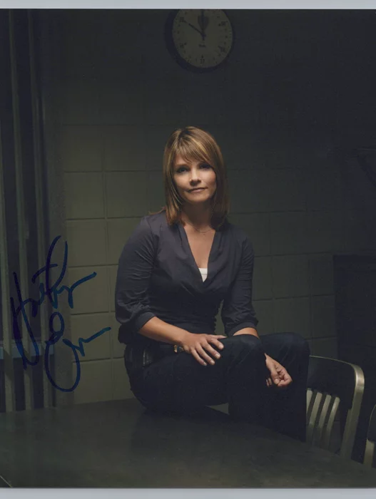 Kathryn Erbe autograph