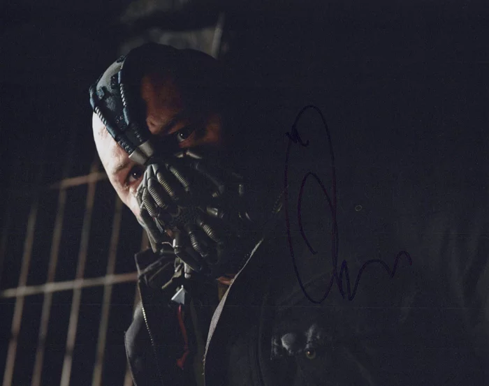 Tom Hardy autograph