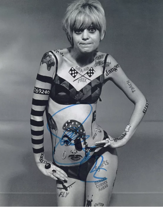 Goldie Hawn autograph