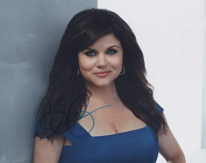 Tiffani Thiessen autograph