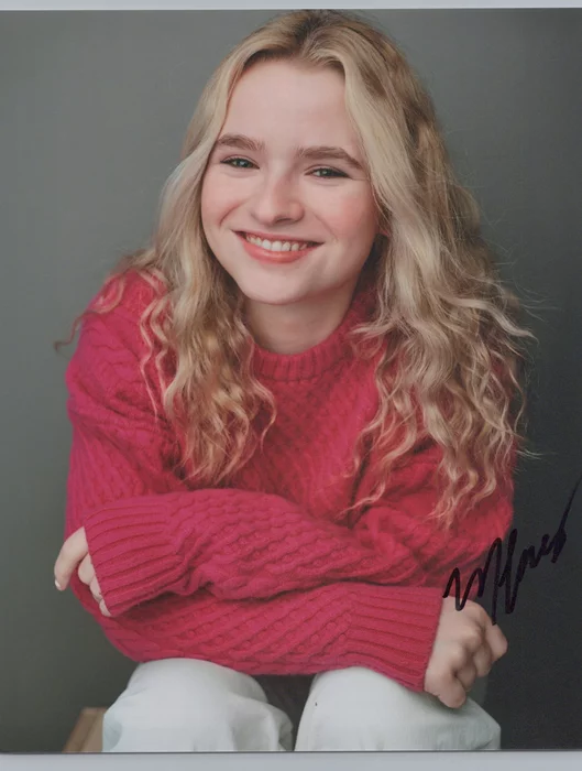 Maren Heary autograph