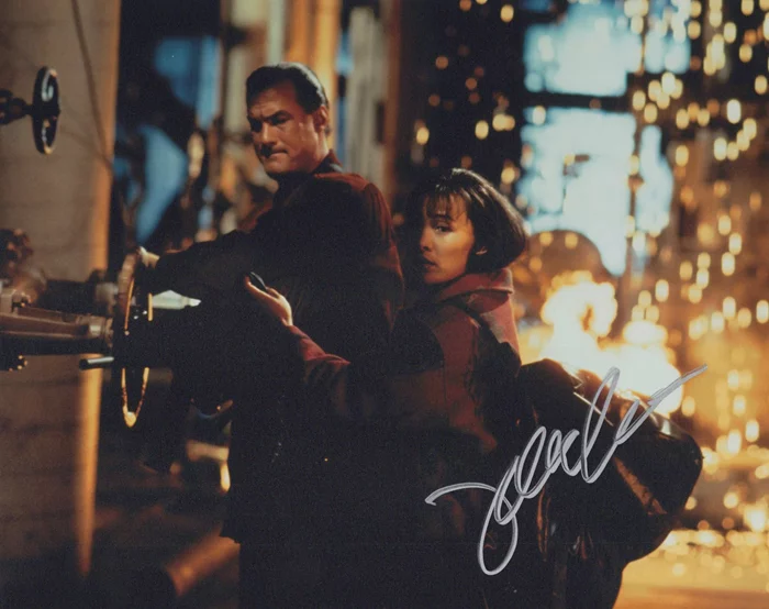Joan Chen autograph
