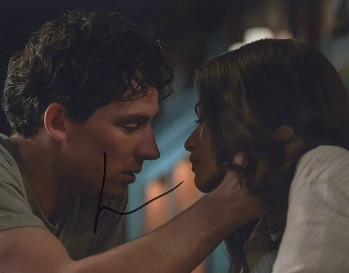 Josh O'Connor autograph