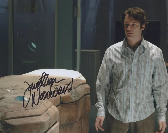 Jonathan Woodward autograph