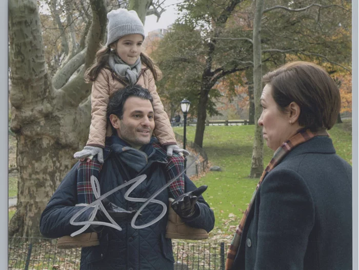 Arian Moayed autograph