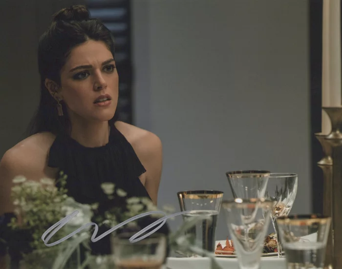 Callie Hernandez autograph