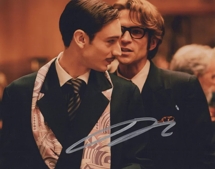 Theodore Pellerin autograph