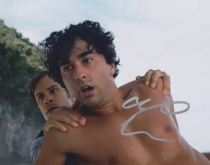 Alex Wolff autograph