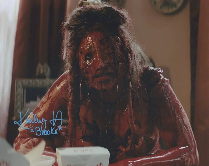 Kailey Hyman autograph