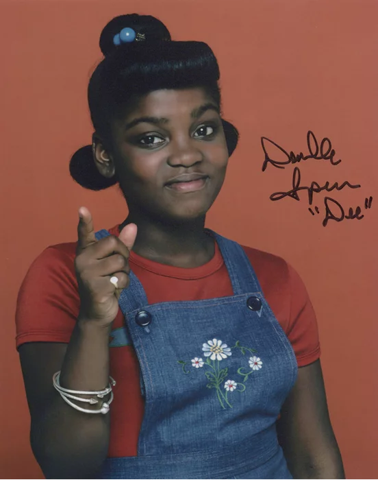 Danielle Spencer autograph