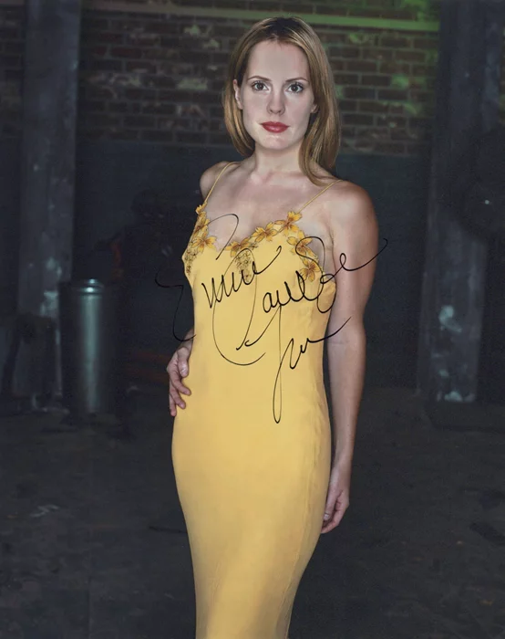 Emma Caulfield autograph
