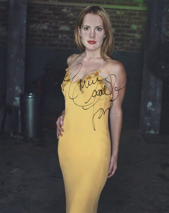 Emma Caulfield autograph