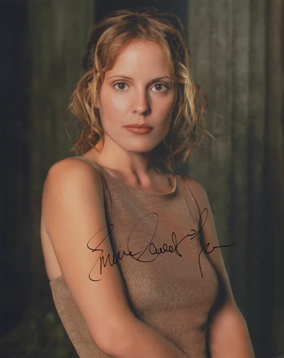 Emma Caulfield autograph