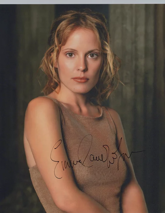 Emma Caulfield autograph