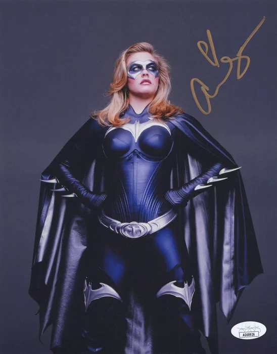 Alicia Silverstone autograph