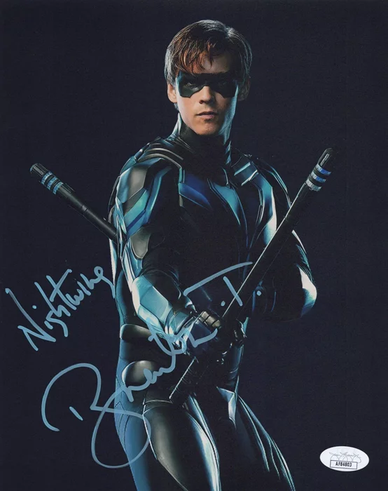 Brenton Thwaites autograph