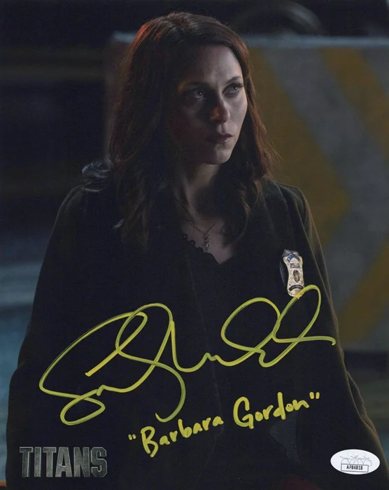 Savannah Welch autograph